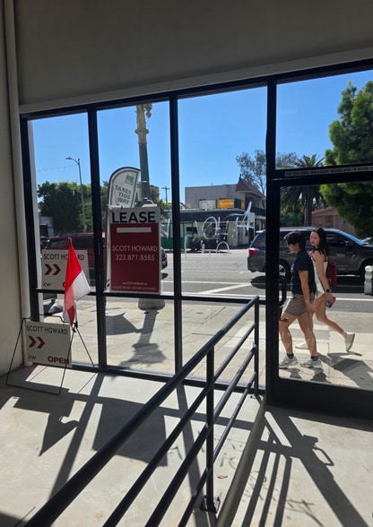 More Photos Of 4667 Hollywood Blvd, Los Angeles Apartments For Lease
