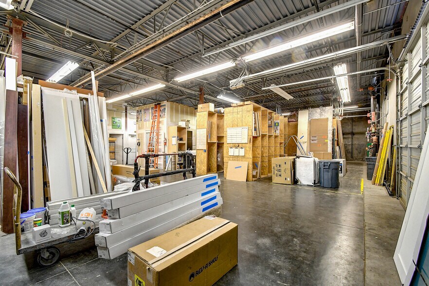 More Photos Of 8101 E McDowell Rd, Scottsdale Light Distribution For Lease