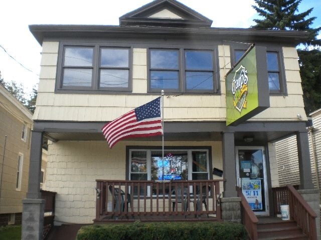 More Photos Of 448 W 1st St, Oswego Storefront Retail Residential For Lease