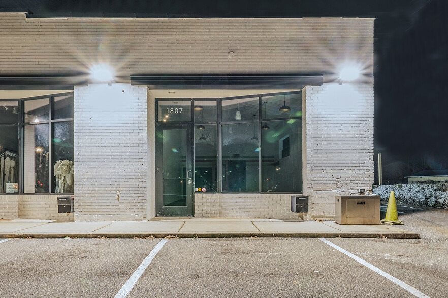 More Photos Of 904 Buchanan St, Nashville Restaurant For Lease