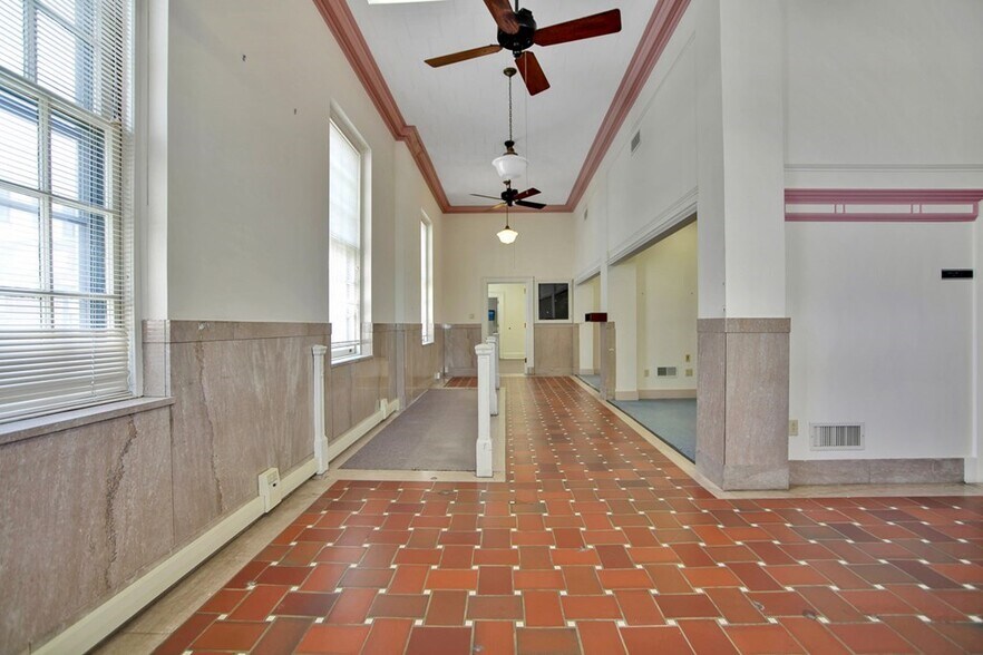 More Photos Of 2 Waln St, Wellsboro Office For Sale