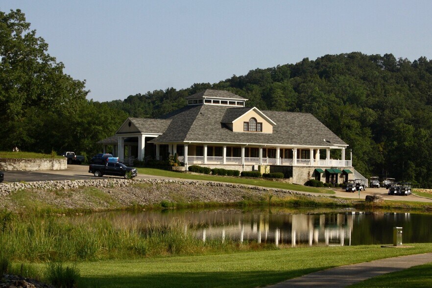 More Photos Of 1364 Heritage Rd, Oneonta Golf Course Driving Range For Sale