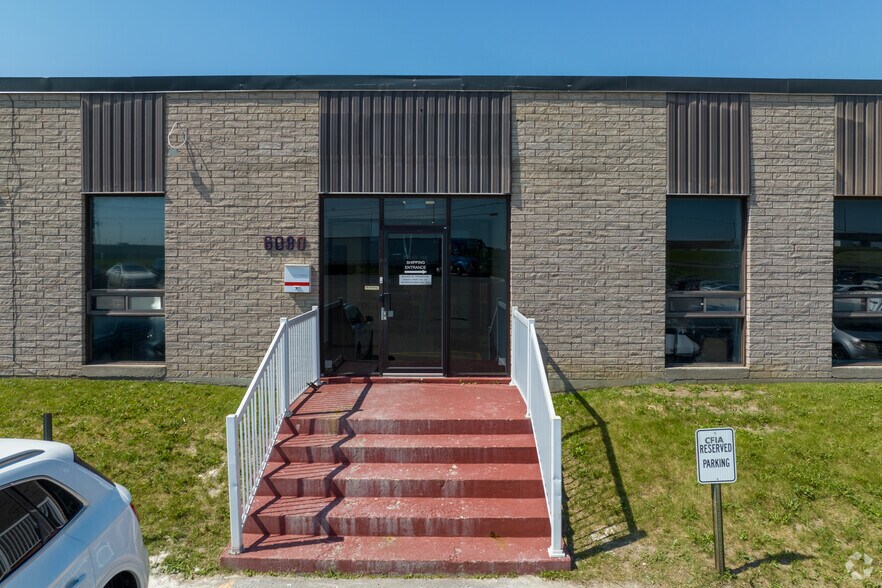 More Photos Of 6080 Indian Line, Mississauga Food Processing For Lease