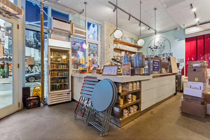 More Photos Of 197 Avenue A, New York Restaurant For Lease