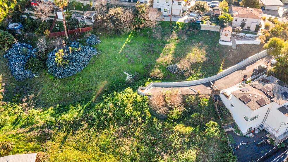 More Photos Of 1922-1942 Seigneur Ave, Los Angeles Land For Sale