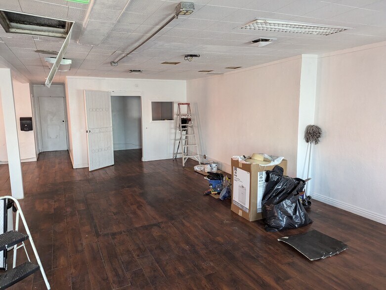 More Photos Of 1636-1638 E Charleston Blvd, Las Vegas Freestanding For Sale