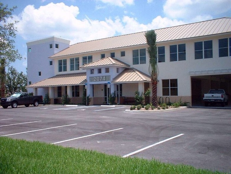More Photos Of 2074 W Indiantown Rd, Jupiter Office For Lease