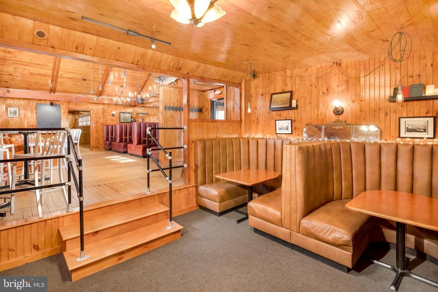 More Photos Of 1821 River Rd, Upper Black Eddy Restaurant For Sale