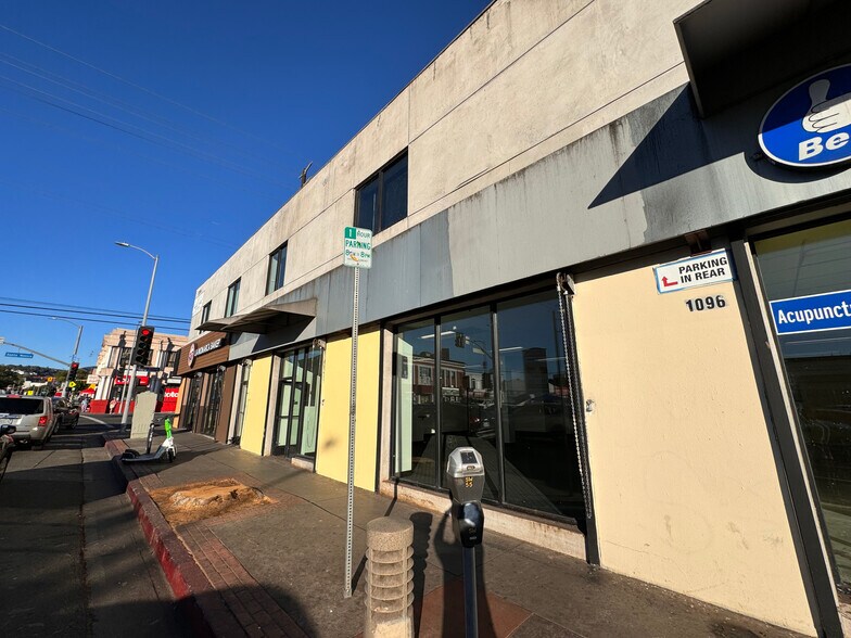 More Photos Of 1096 N Western Ave, Los Angeles Storefront Retail Office For Lease