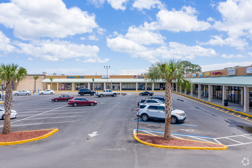 Primary Photo Of 1942-1976 US HWY 1 S, Saint Augustine General Retail For Lease