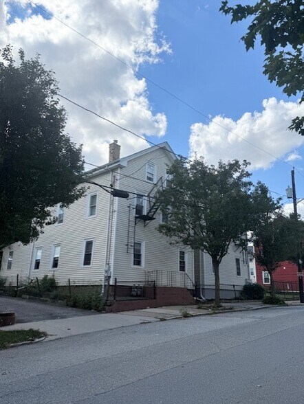 More Photos Of 49 Trenton St, Providence Apartments For Sale