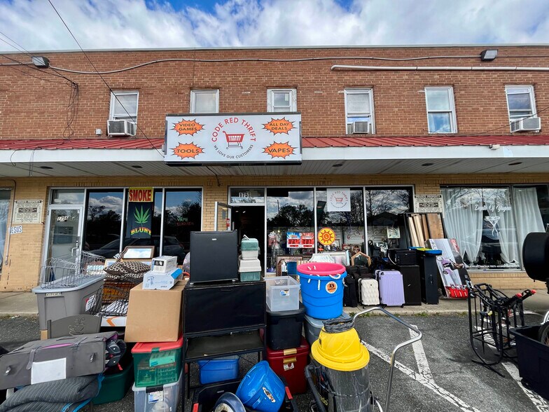 More Photos Of 1723-1727 Earhart Rd, Baltimore Storefront Retail Residential For Sale
