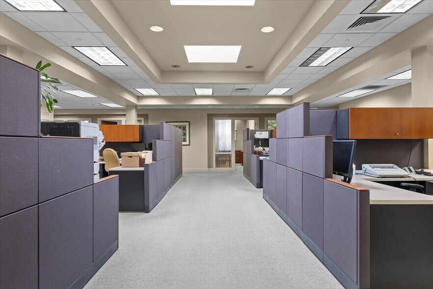 More Photos Of 1102 Laurel Ln, San Luis Obispo Office For Sale