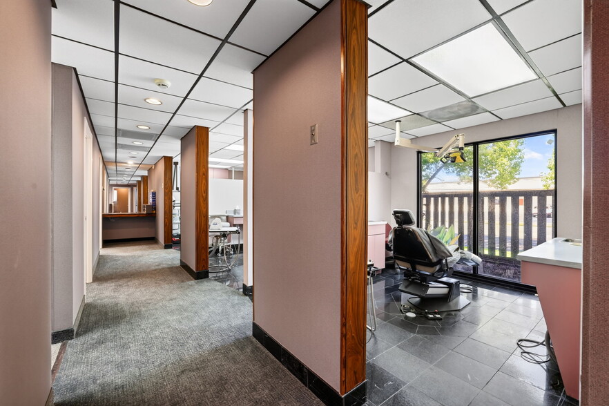 More Photos Of 1870 Avondale Ave, Sacramento Medical For Sale