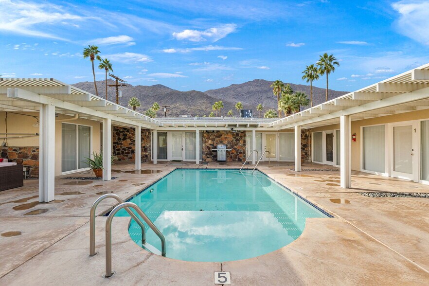 More Photos Of 1425 S Via Soledad, Palm Springs Apartments For Sale