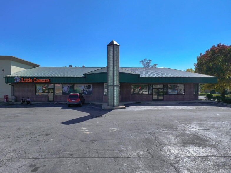 Primary Photo Of 1503 E Main St, Richmond General Retail For Lease