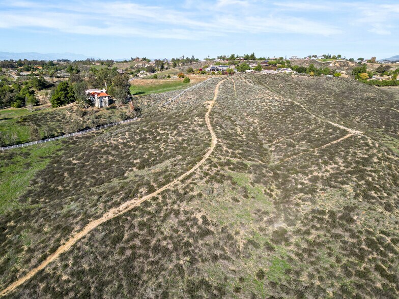 More Photos Of Anza Rd & Linda Rosea, Temecula Land For Sale
