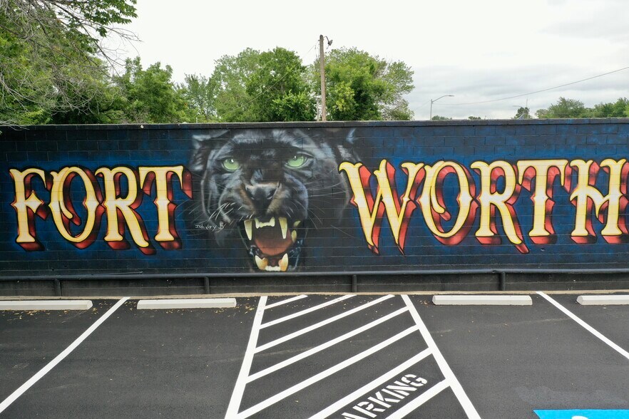 More Photos Of 1216 N Main St, Fort Worth Restaurant For Sale