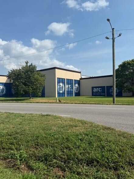 More Photos Of 3100 W 2nd St, Owensboro Healthcare For Lease