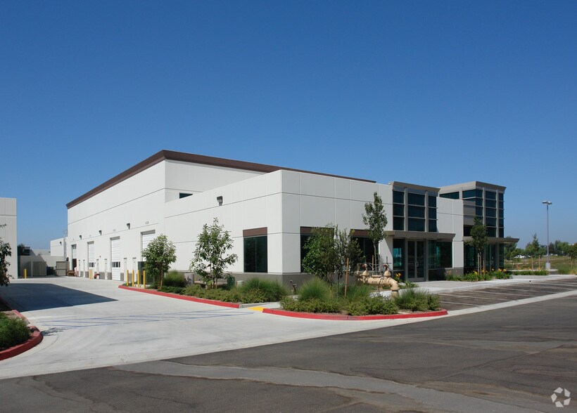 More Photos Of 6128-6130 Innovation Way, Carlsbad Office For Lease