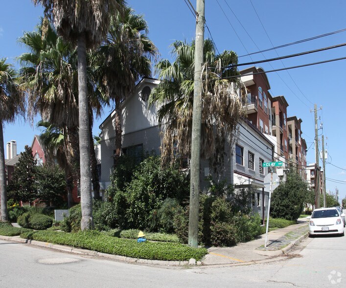 More Photos Of 1414 W Clay St, Houston Office For Lease