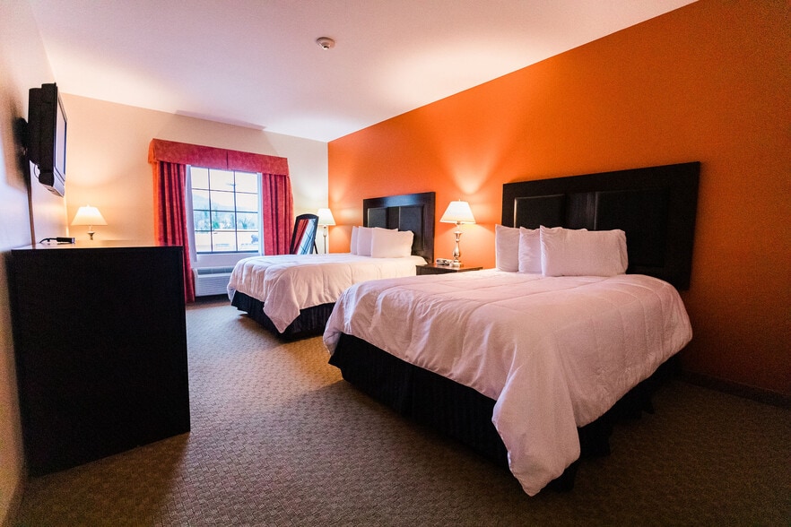 More Photos Of 22500 Rhea County Hwy, Spring City Hotel For Sale