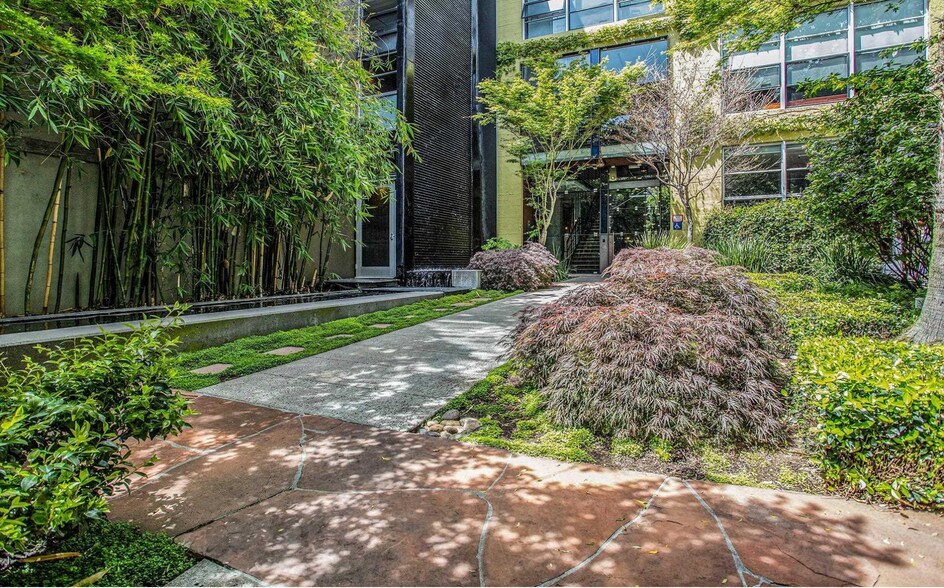 More Photos Of 1500 Park Ave, Emeryville Loft Creative Space For Lease