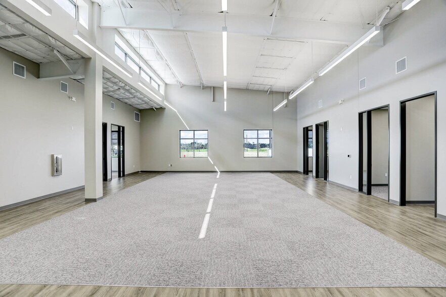 More Photos Of 4440 FM 2351, Friendswood Office For Sale