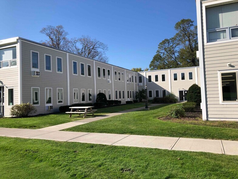 More Photos Of 1 Barney Rd, Clifton Park Medical For Sale