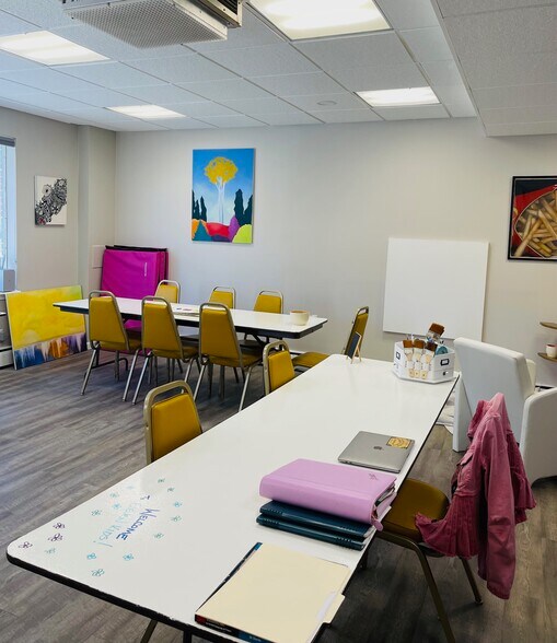 More Photos Of 520-522 E Eleven Mile Rd, Royal Oak Freestanding For Sale