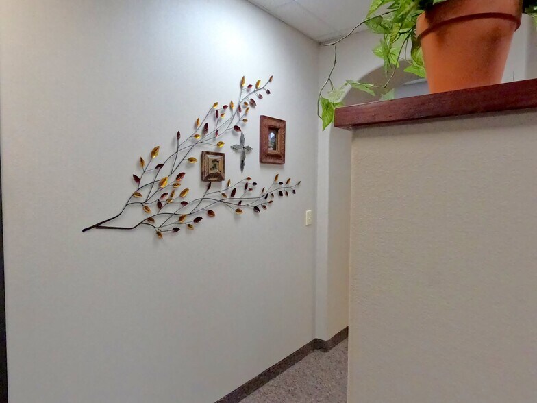 More Photos Of 6570 Naaman Forest Blvd, Garland Medical For Sale