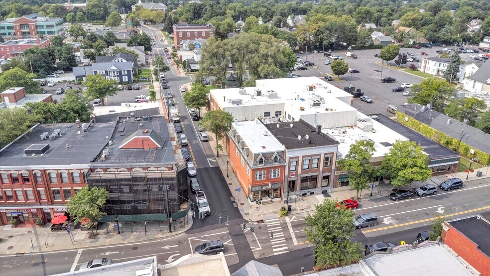More Photos Of 4 E Main St, Riverhead Storefront Retail Office For Sale
