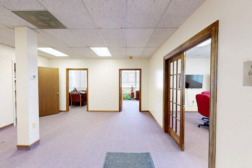 More Photos Of 281 Main St, Fitchburg Storefront Retail Office For Sale