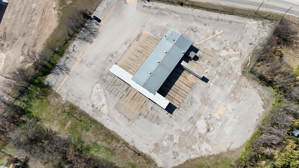 More Photos Of 3230 Clay Ave, Waco Industrial For Sale