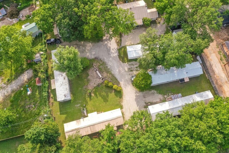 More Photos Of 153 Laclede Ln, Hollister Manufactured Housing Mobile Home Park For Sale