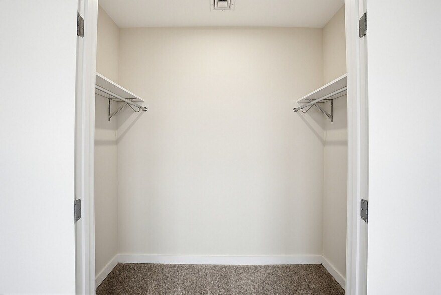 More Photos Of 250 College Ave, Lancaster Apartments For Lease