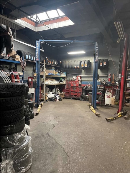 More Photos Of 296 Brock Av, Toronto Auto Repair For Sale