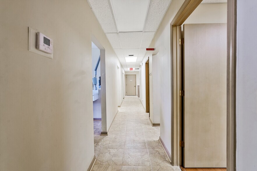 More Photos Of 505 SE 6th Ave, Delray Beach Medical For Sale