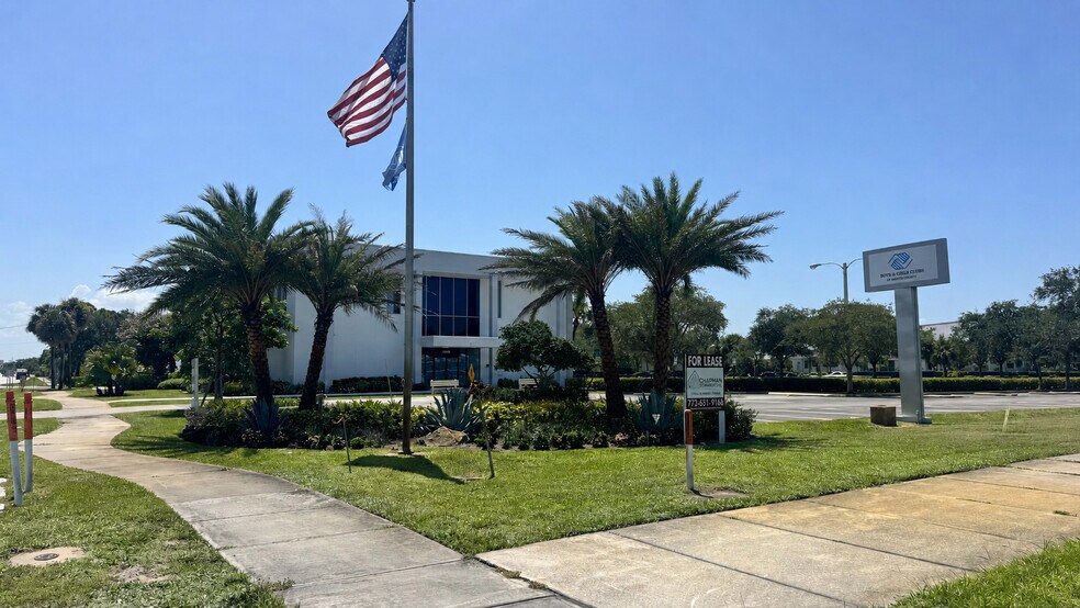 More Photos Of 11900 SE Federal Hwy, Hobe Sound Office For Lease