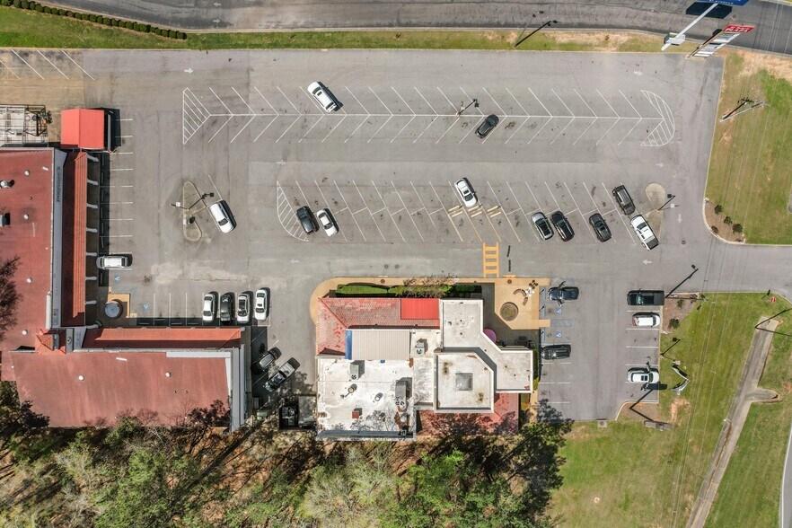 More Photos Of 1396 S US Highway 231, Ozark Restaurant For Sale