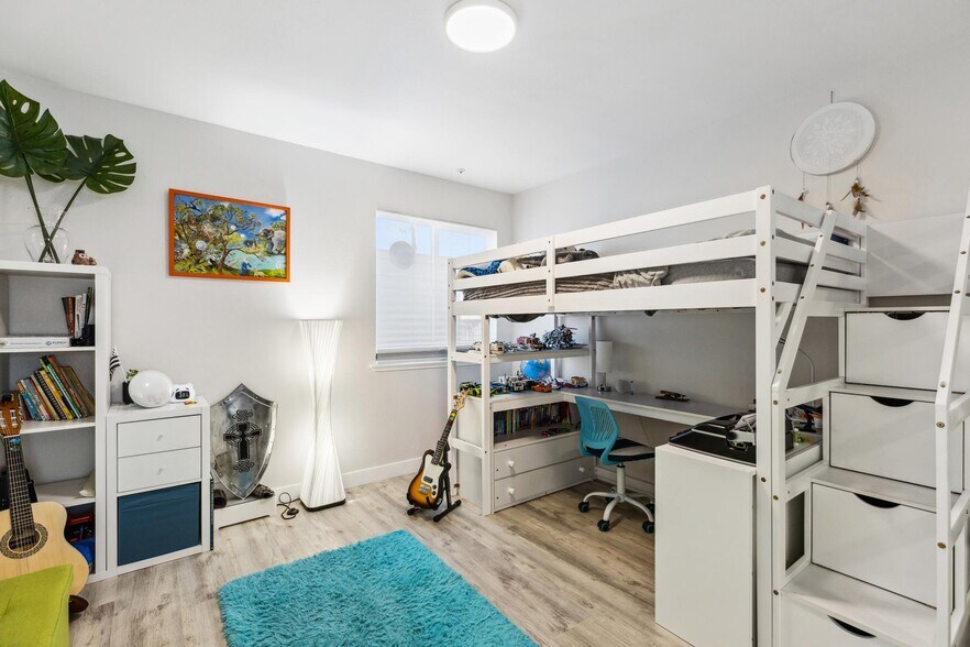 More Photos Of 150 Josiah Ave, San Francisco Apartments For Sale