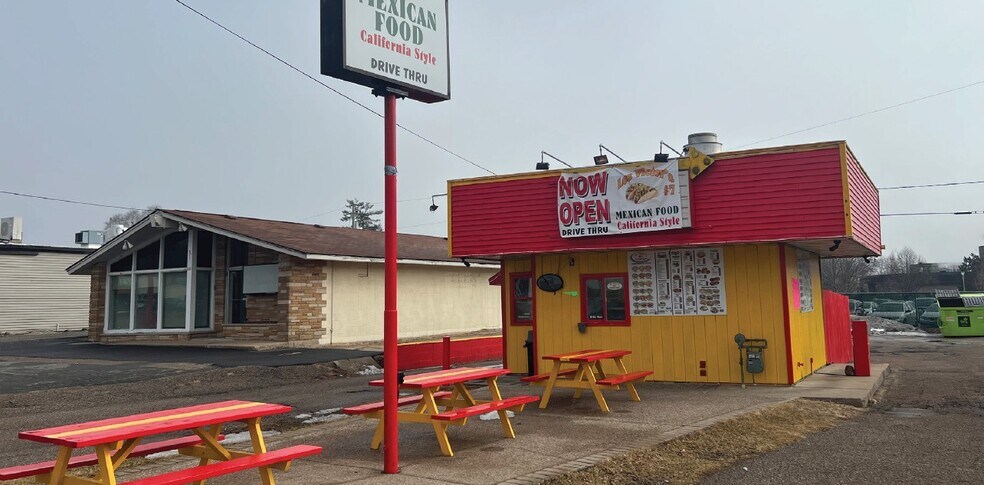 More Photos Of , Stevens Point General Retail For Sale