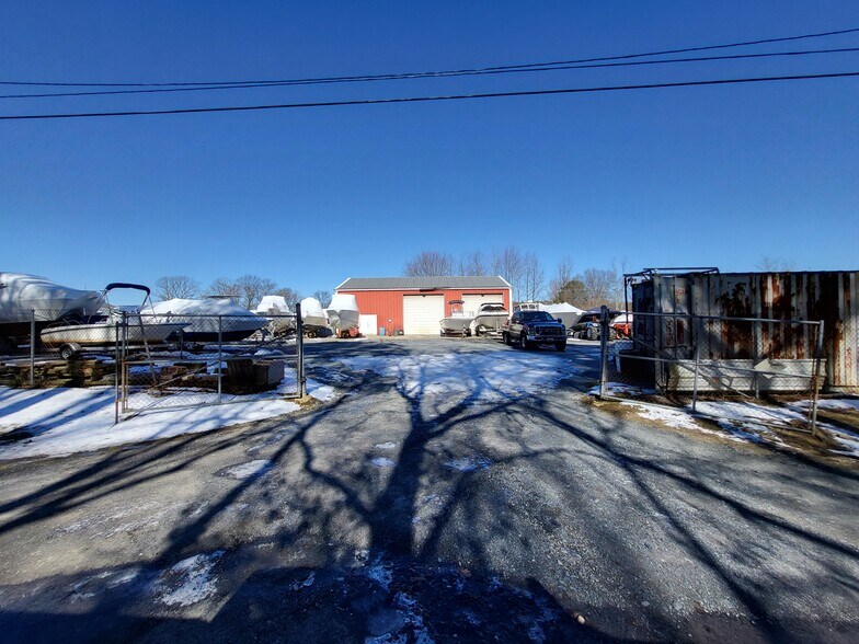 More Photos Of 9649 New Rd, Mcdaniel Marina For Sale