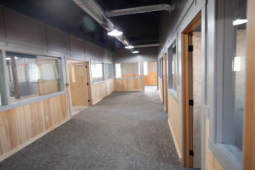 More Photos Of 9257 Bonner Mill Rd, Missoula Warehouse For Lease