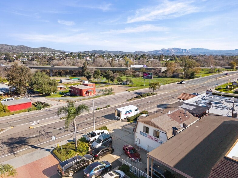 More Photos Of 7969 Mission Gorge Rd, Santee Auto Repair For Sale