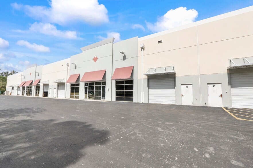More Photos Of 15188 Park Of Commerce Blvd S, Jupiter Manufacturing For Lease