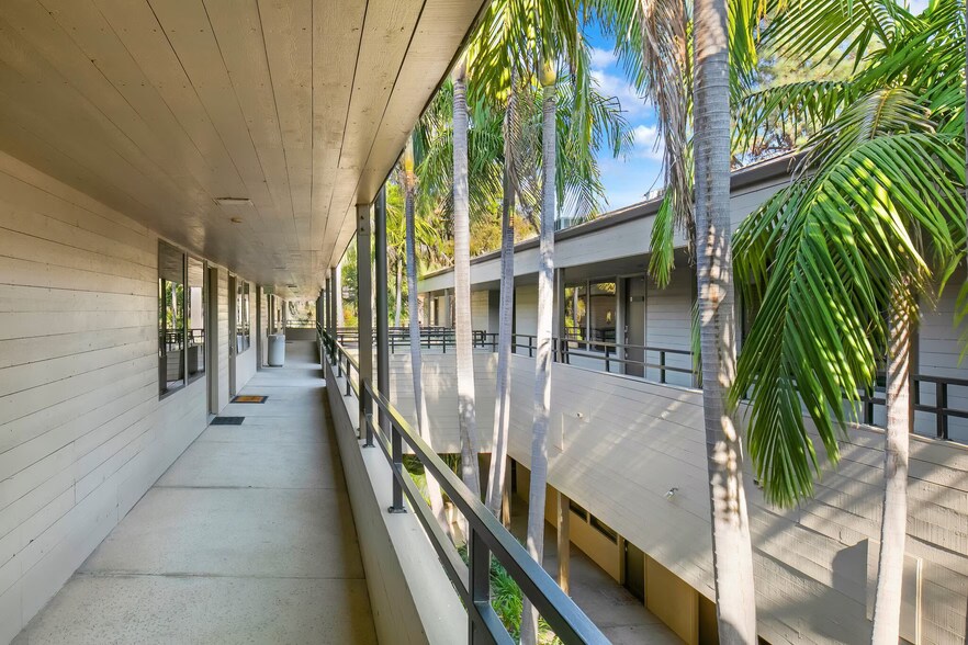 More Photos Of 7290 Navajo Rd, San Diego Medical For Lease