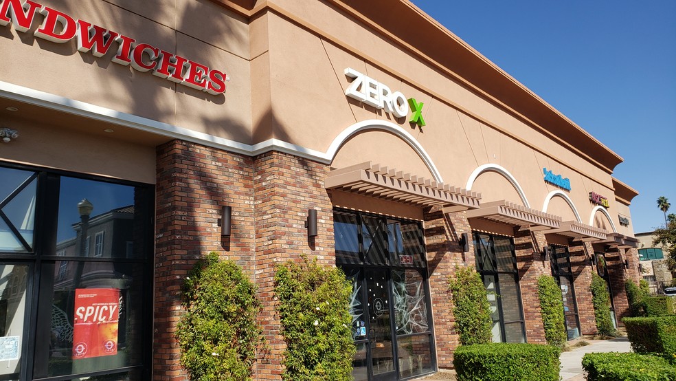 More Photos Of 1889 University Ave, Riverside Restaurant For Lease