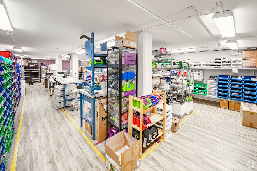 More Photos Of 635 Ygnacio Valley Rd, Walnut Creek Freestanding For Sale