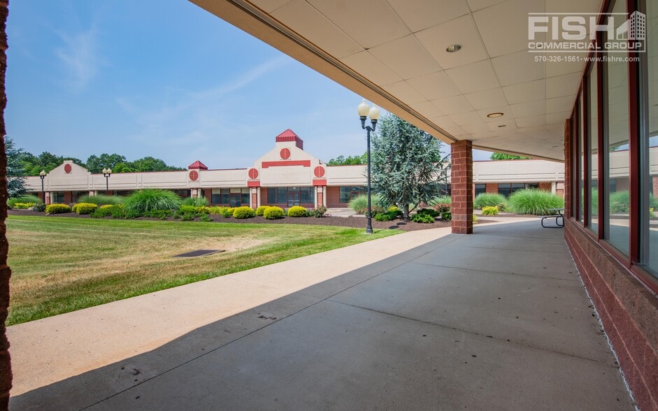 More Photos Of 1 Outlet Ln, Lock Haven Medical For Lease